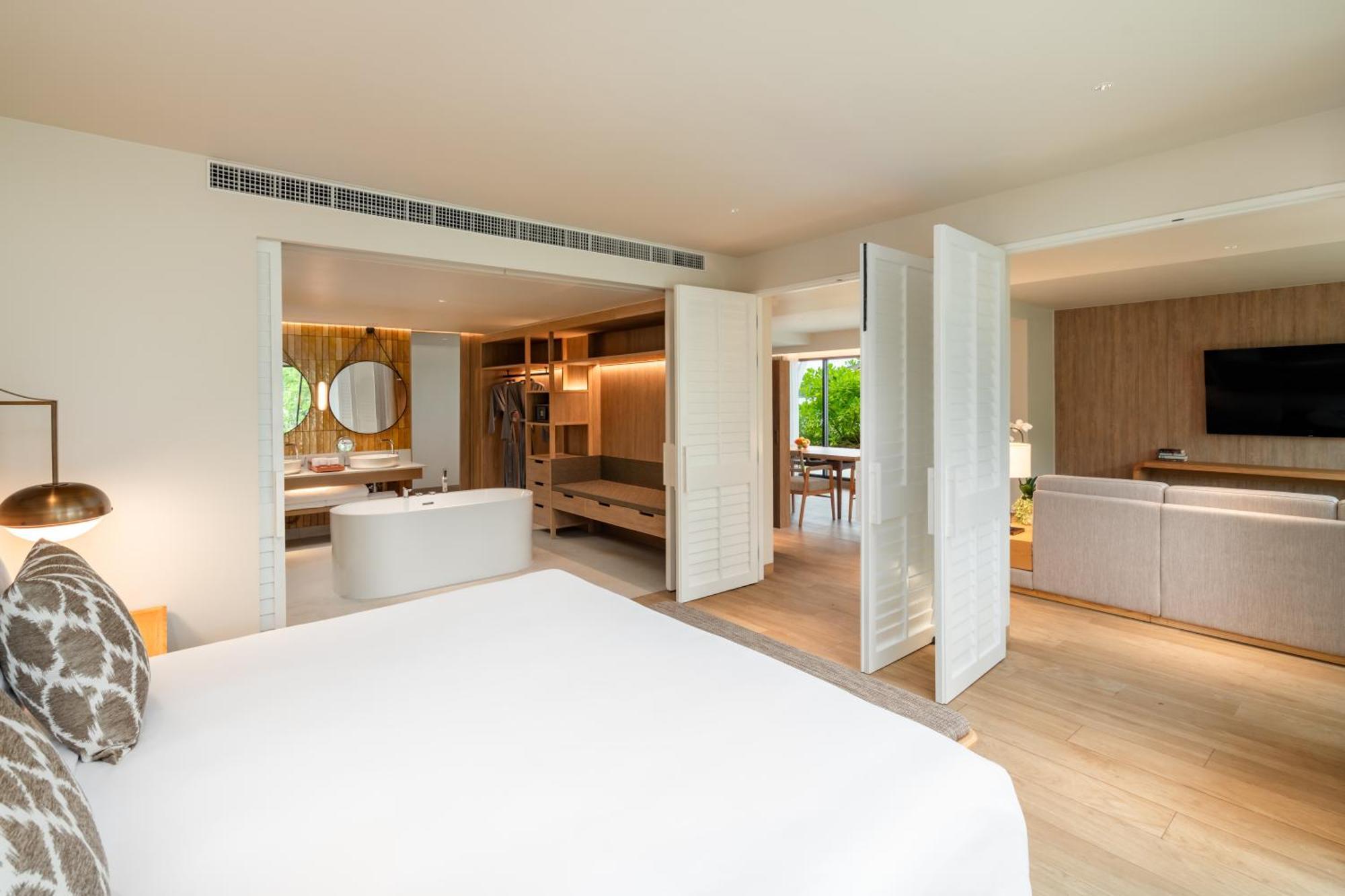 Saii Laguna Phuket Bãi biển Bang Tao Ngoại thất bức ảnh A suite at the hotel